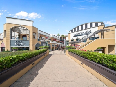 Metro Pointe Business Center