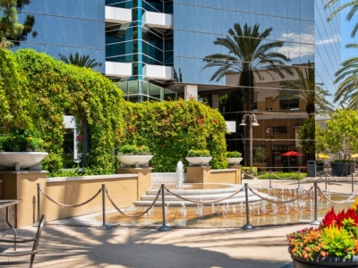 Metro Pointe Business Center